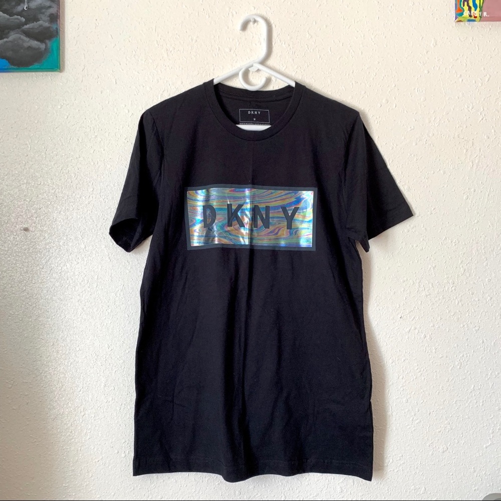 DKNY BLACK T-SHIRT